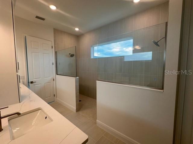 Photo 13 of 14 of 8631 BRIDGEPORT BAY CIRCLE house
