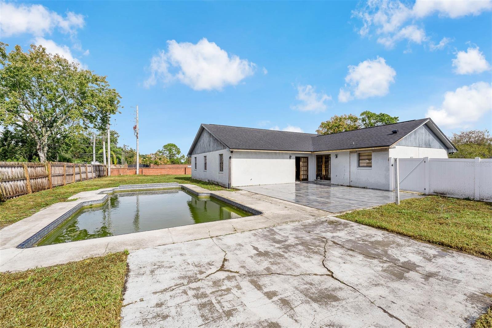 HIDDEN SPGS - Residential