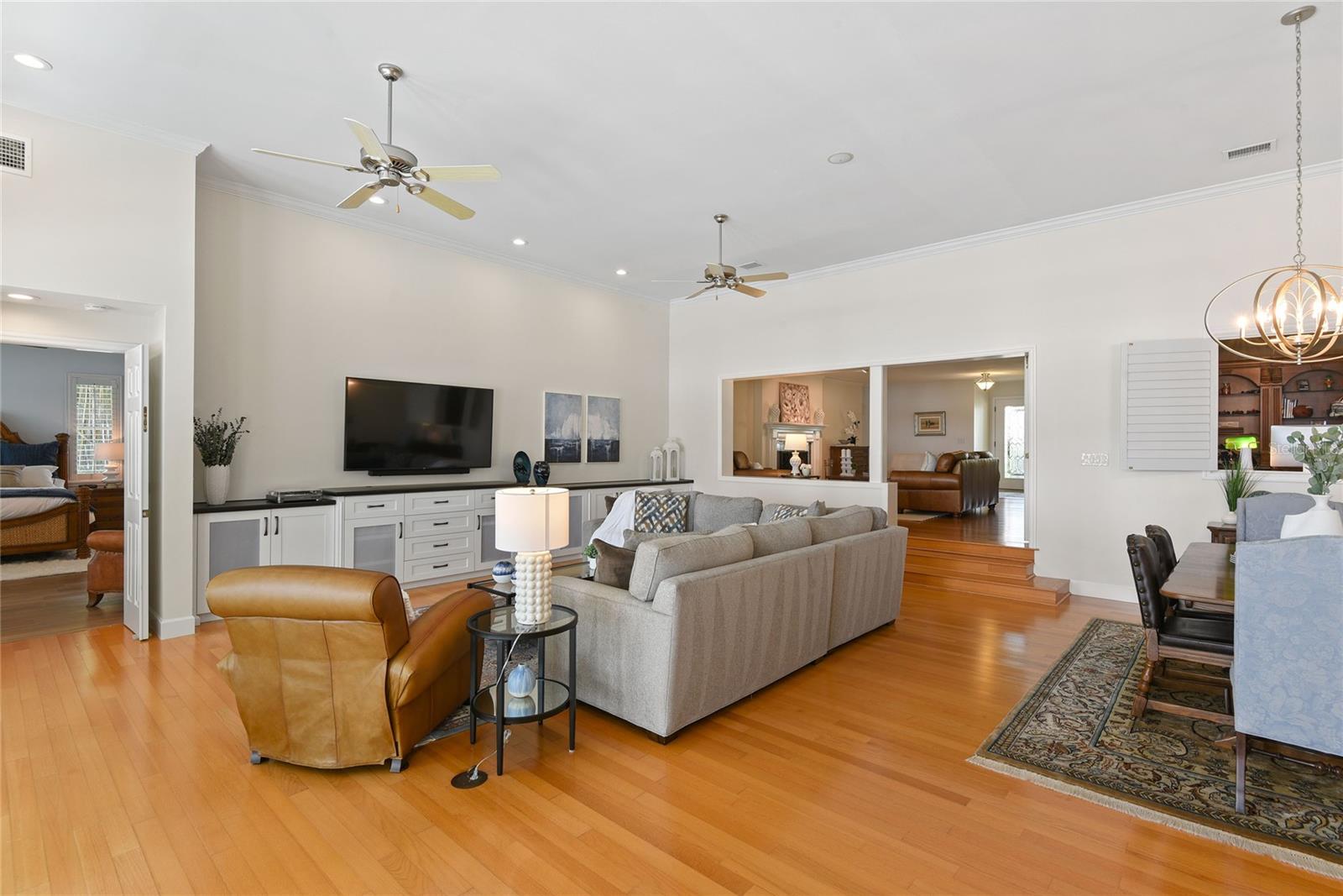 KILLARNEY POINT - Residential