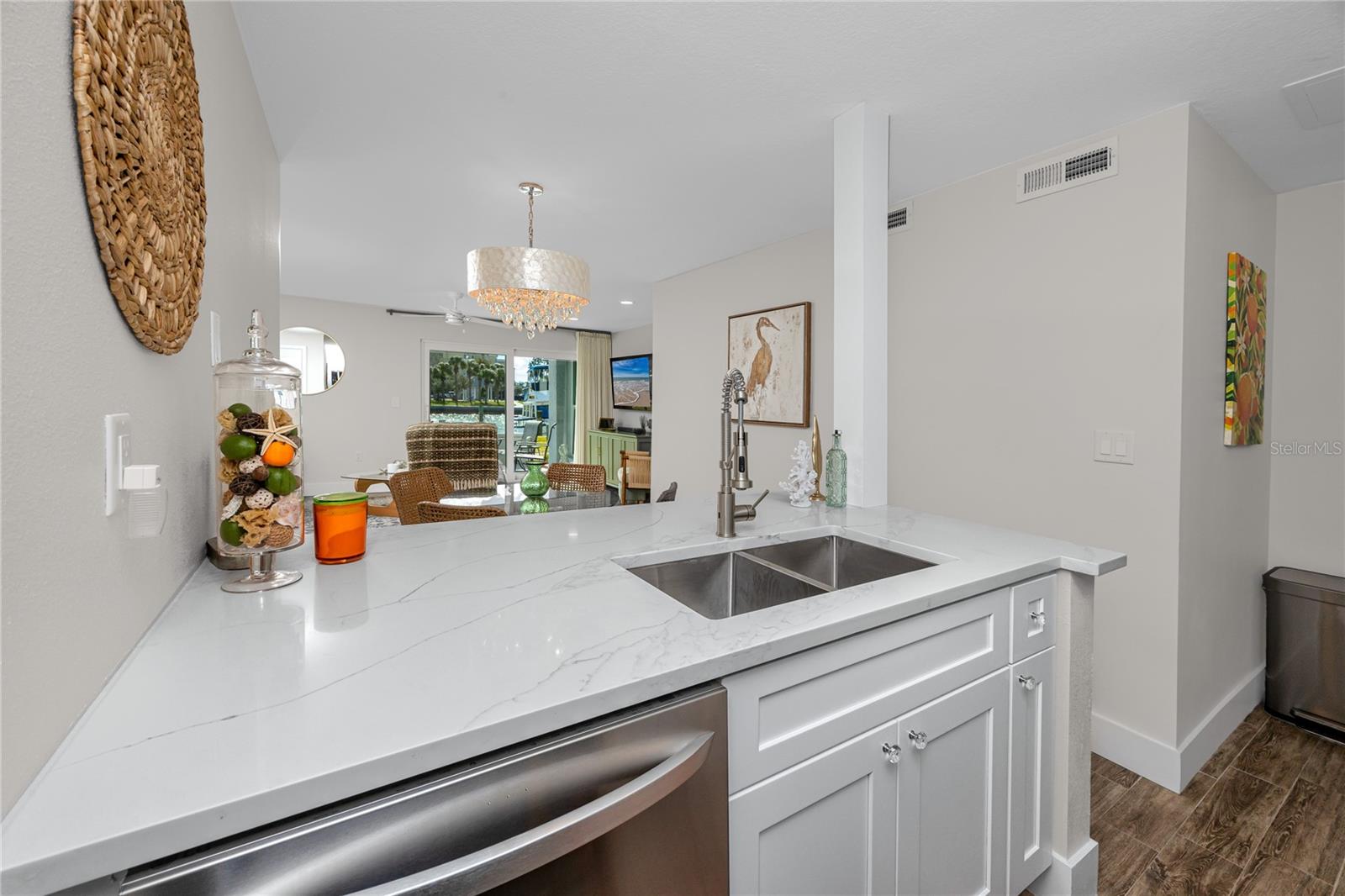 MADEIRA BEACH YACHT CLUB CONDO - Residential