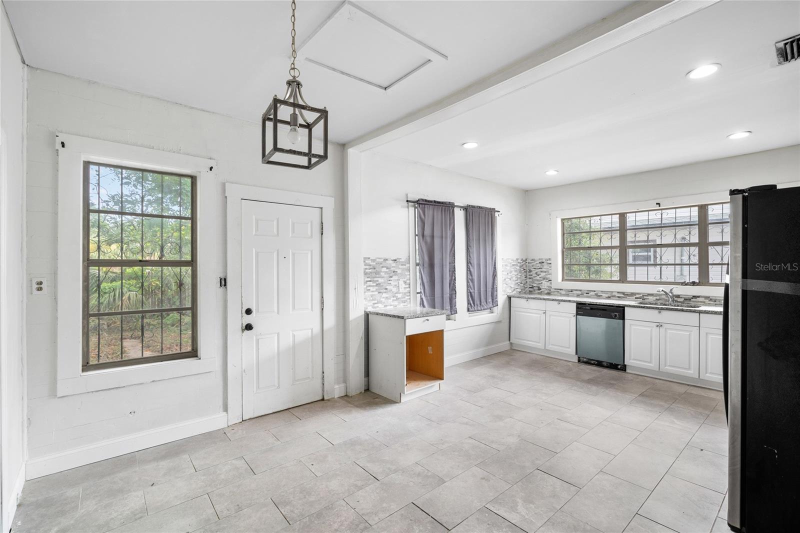 3105 N 16TH STREET