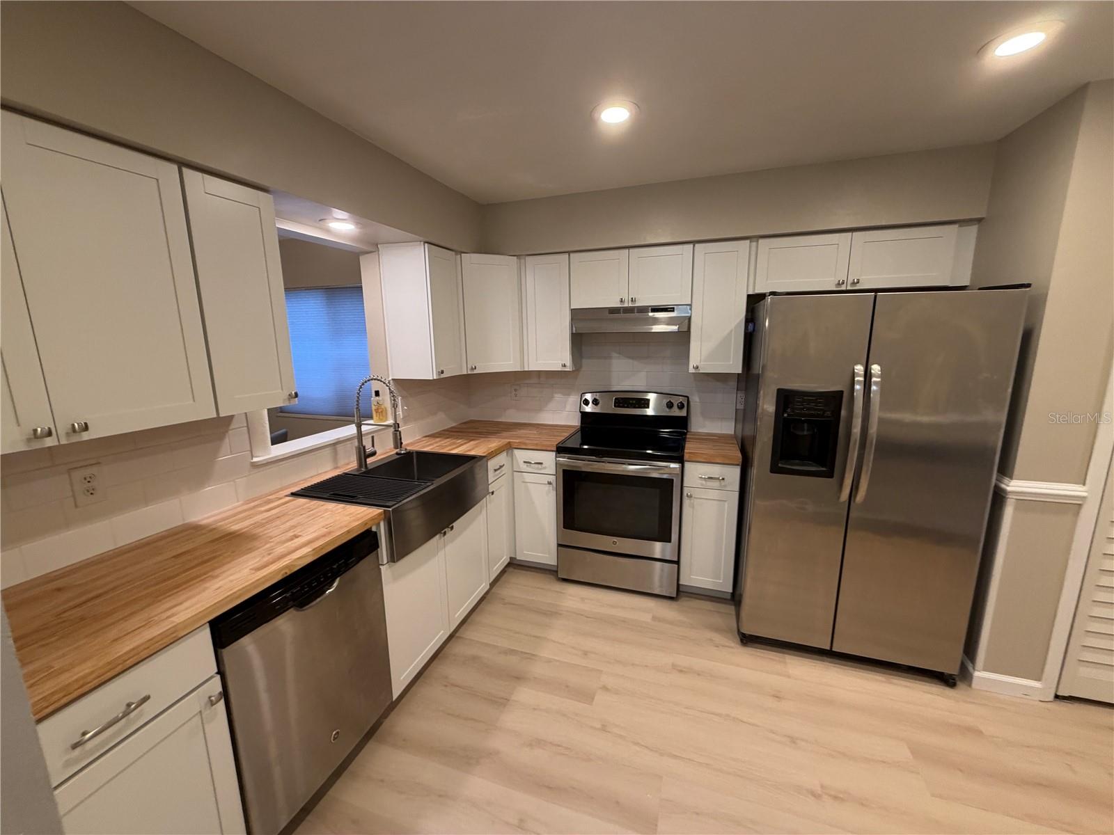 STOCKBRIDGE UNIT 1 - Residential Lease