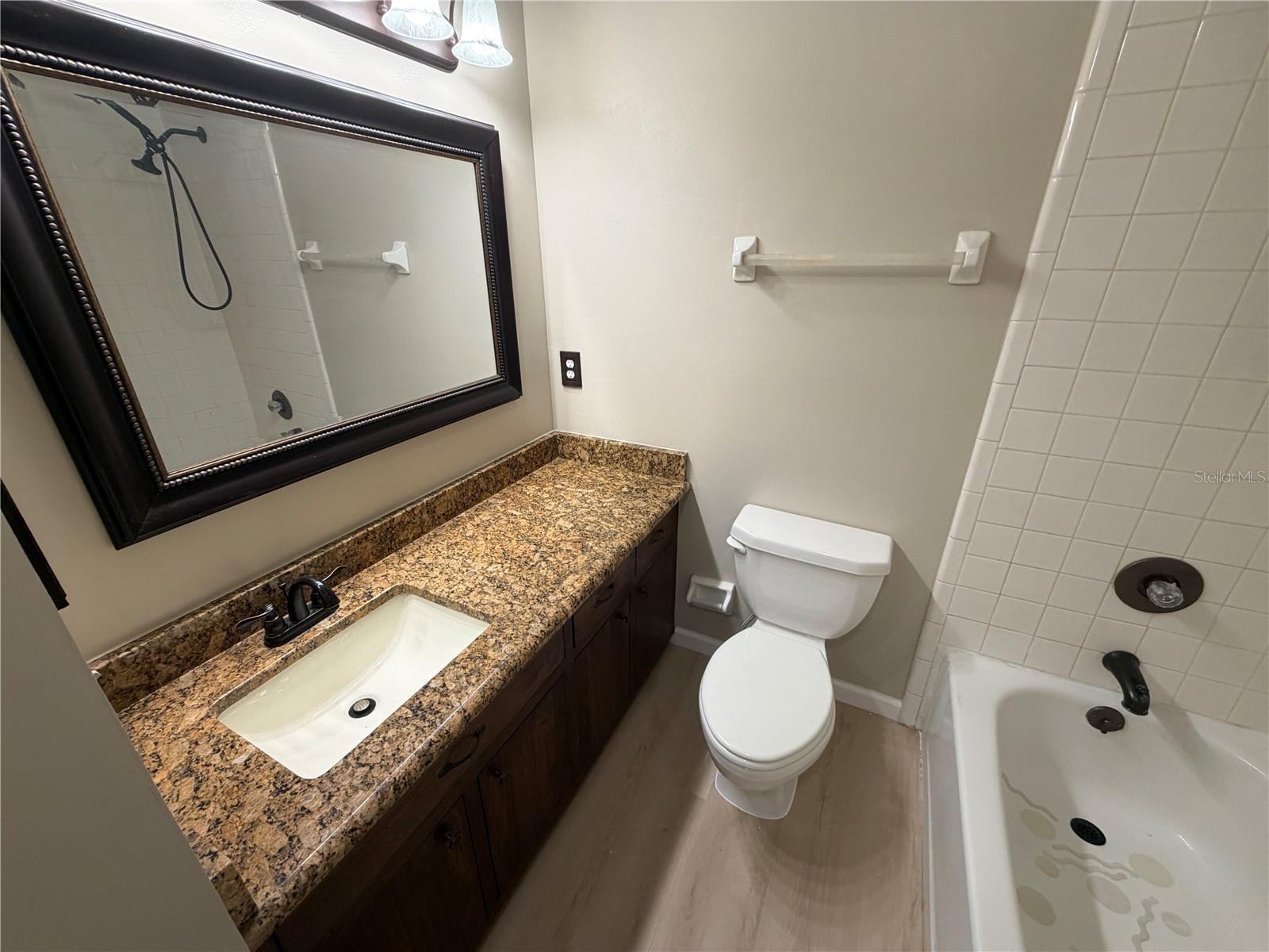 STOCKBRIDGE UNIT 1 - Residential Lease