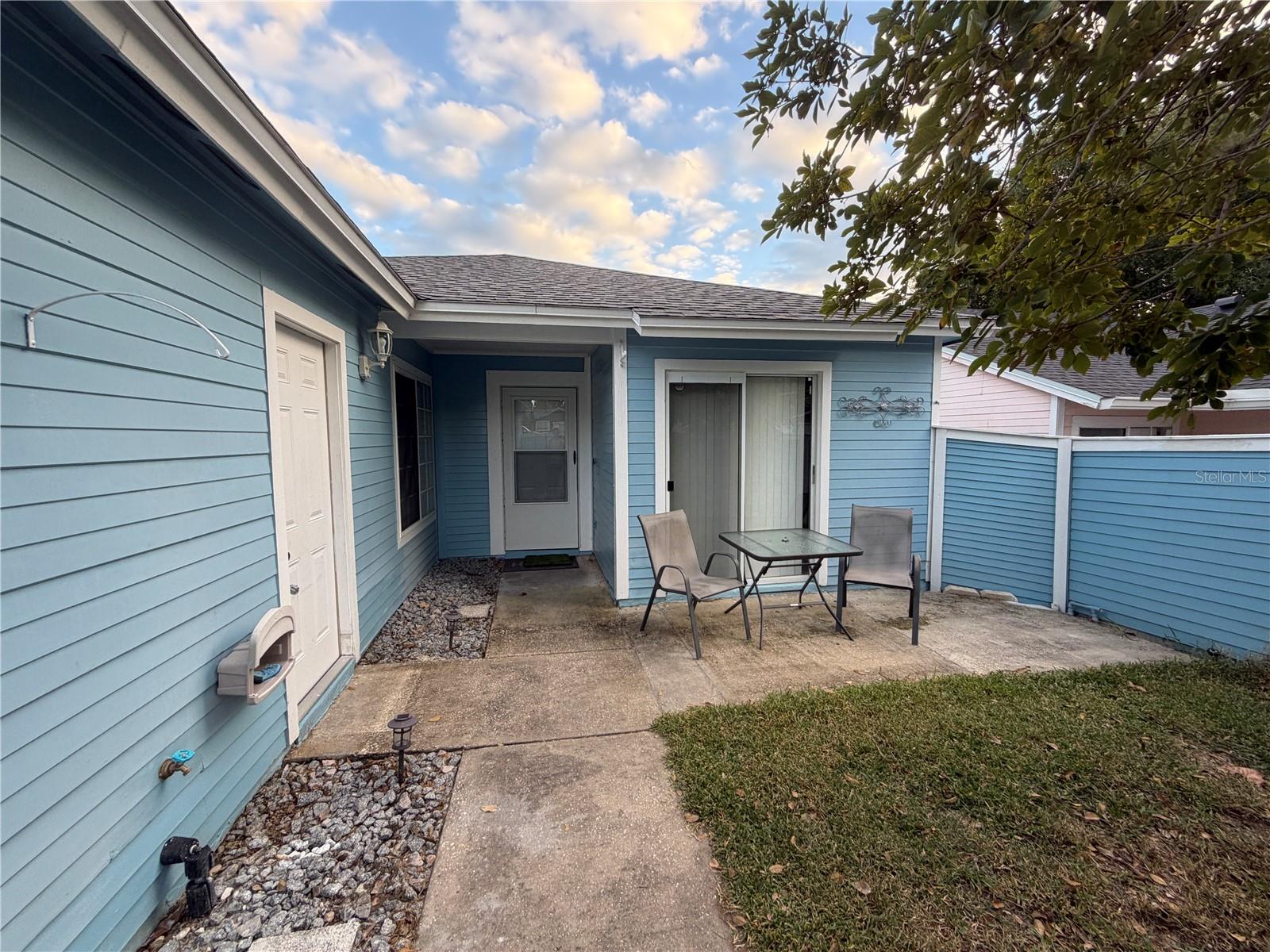 STOCKBRIDGE UNIT 1 - Residential Lease