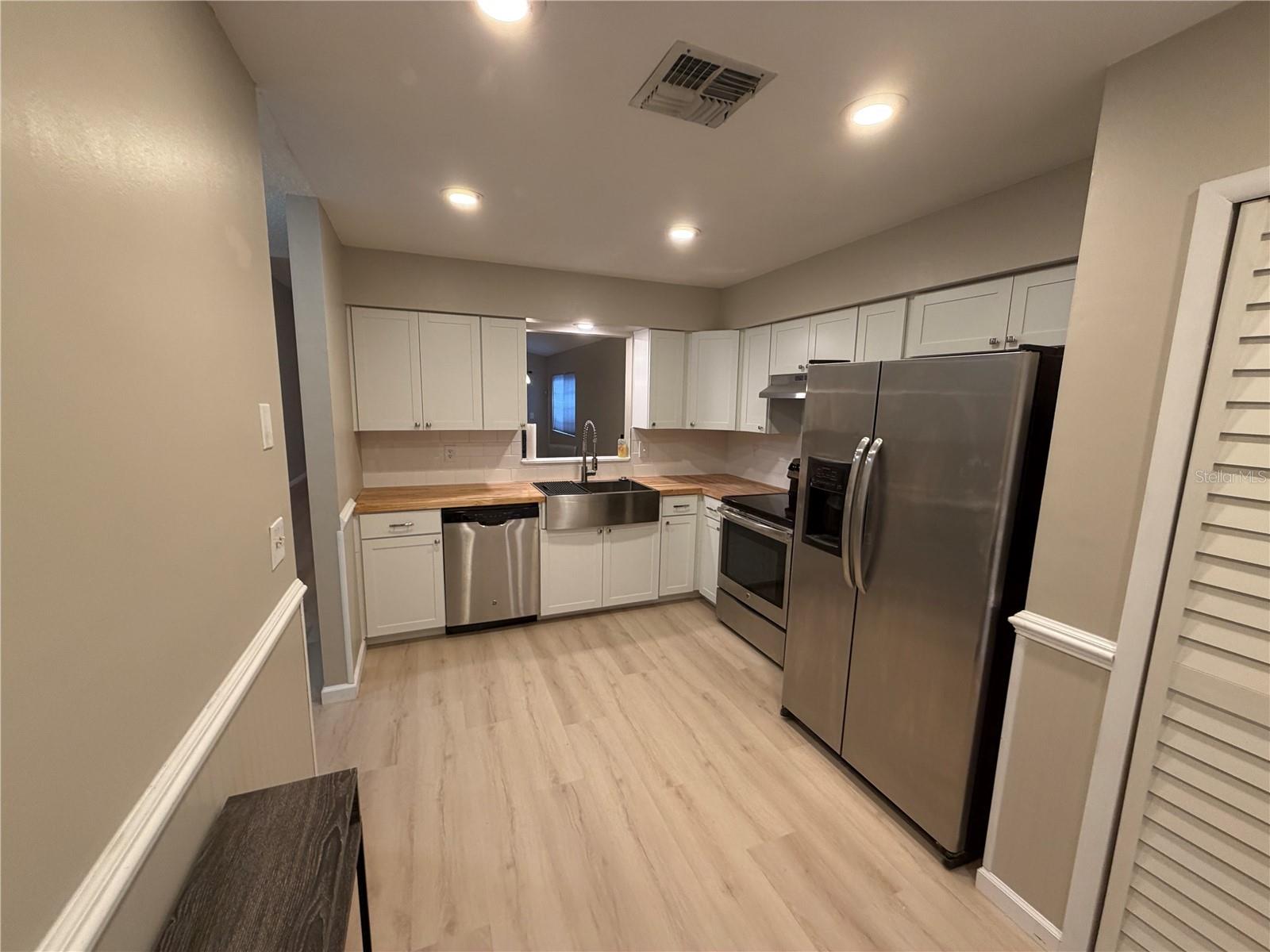 STOCKBRIDGE UNIT 1 - Residential Lease