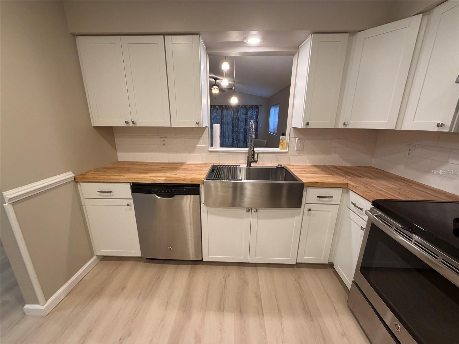 STOCKBRIDGE UNIT 1 - Residential Lease