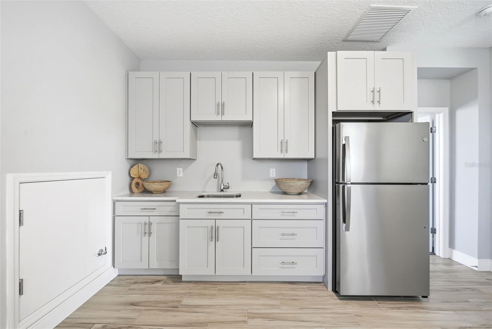 HIGHLANDS AT SUMMERLAKE GROVES - Residential