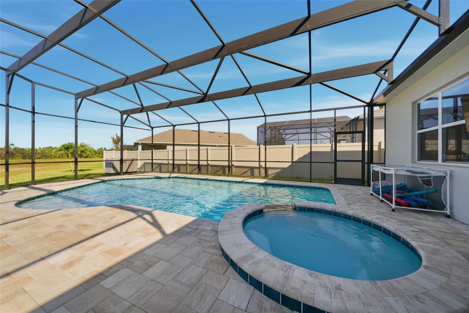 HIGHLANDS AT SUMMERLAKE GROVES - Residential