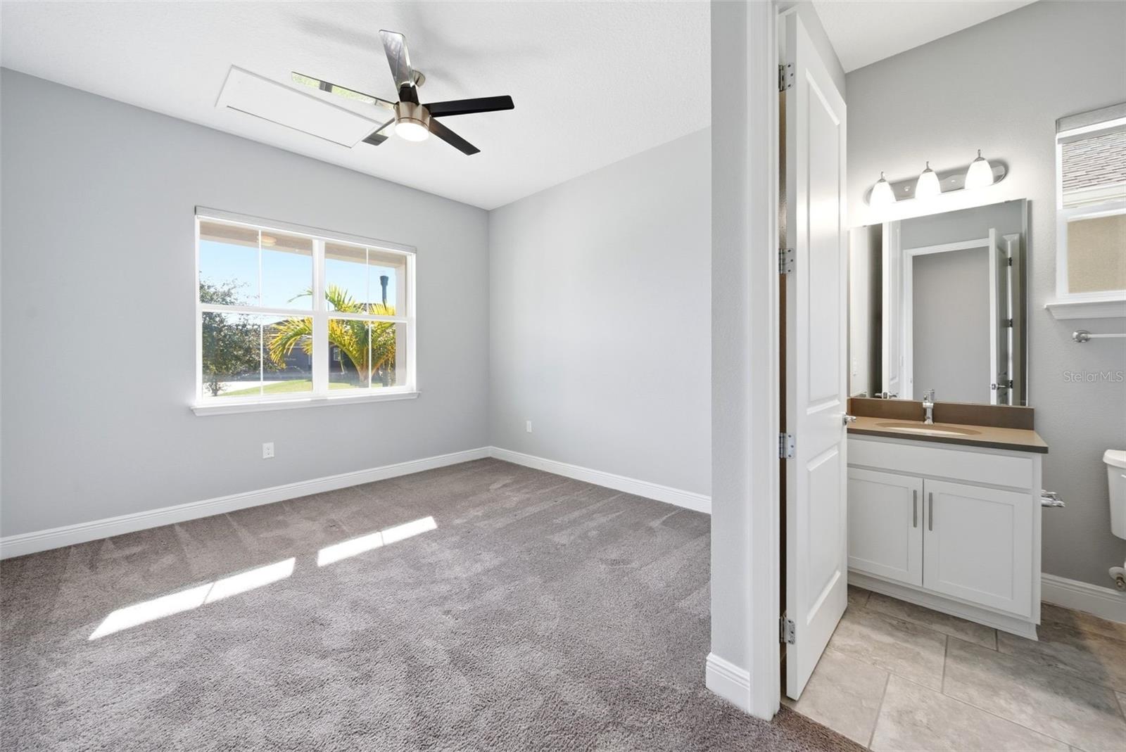 HIGHLANDS AT SUMMERLAKE GROVES - Residential