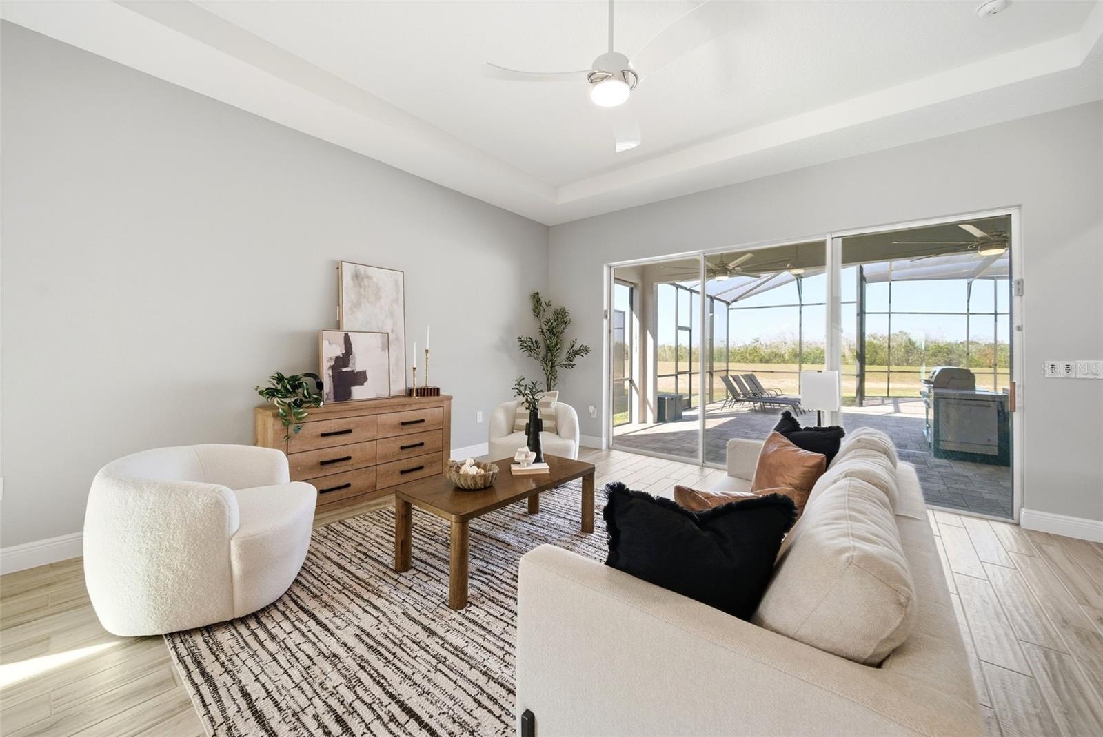 HIGHLANDS AT SUMMERLAKE GROVES - Residential