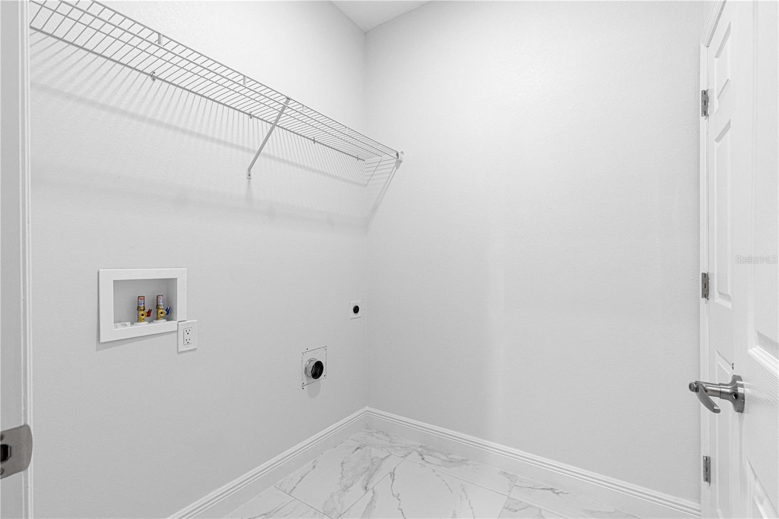 SUMMERFIELD TERRACE - Residential