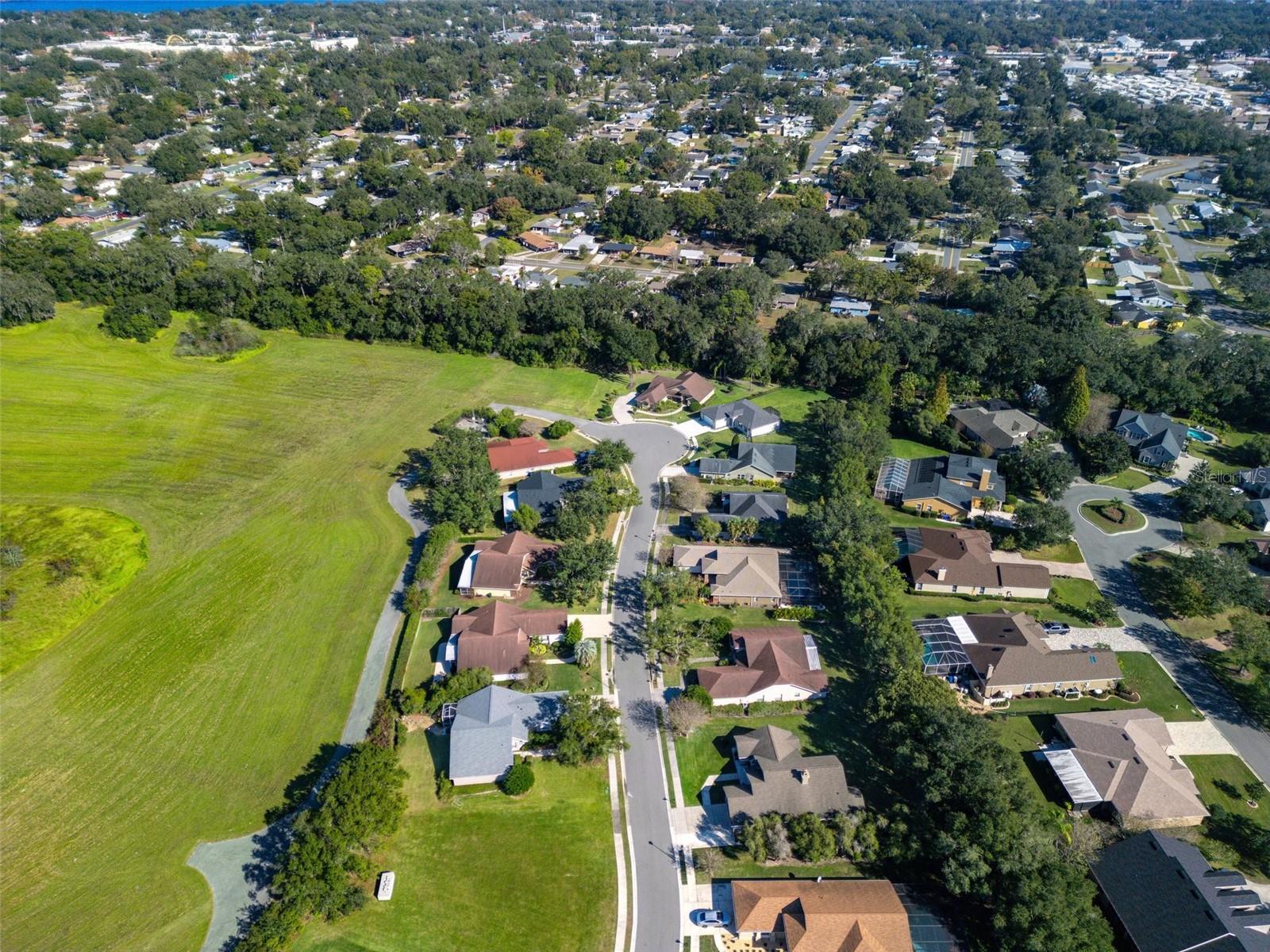 OAKPARK PB 97 PGS 14 THRU 16 - Residential