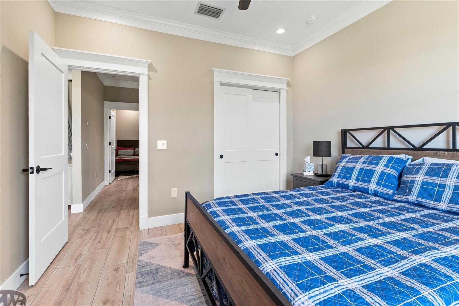 OAKPARK PB 97 PGS 14 THRU 16 - Residential