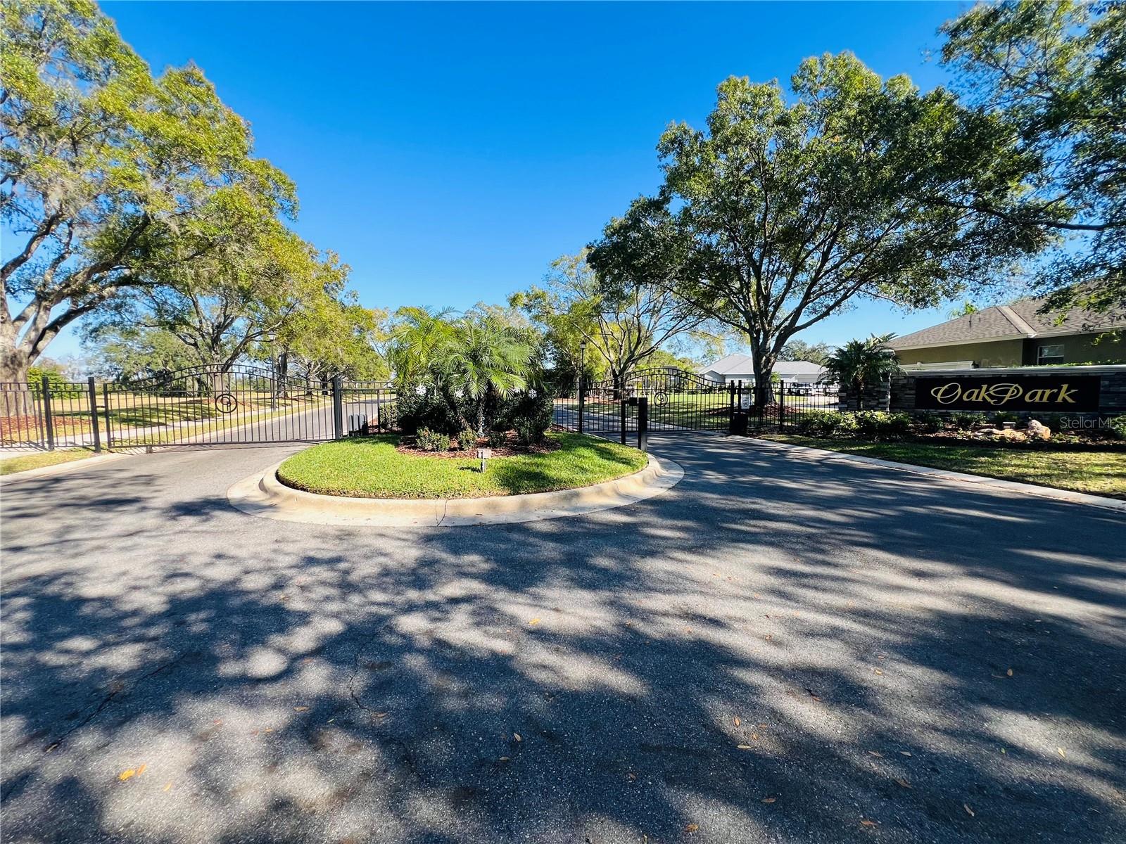 OAKPARK PB 97 PGS 14 THRU 16 - Residential