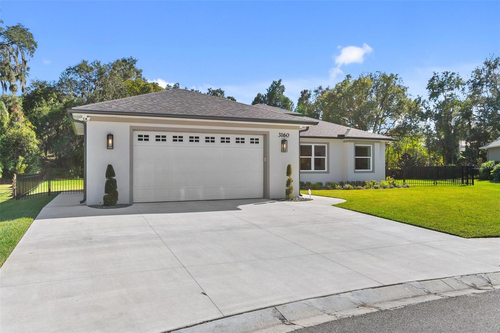 OAKPARK PB 97 PGS 14 THRU 16 - Residential