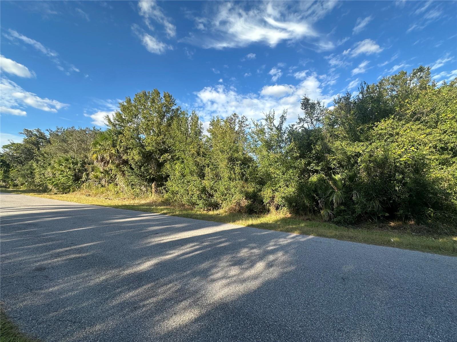 PORT CHARLOTTE SUB 05 - Land