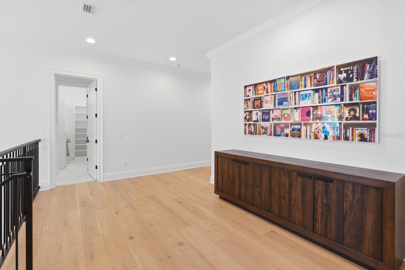 SUNSET PARK - Residential