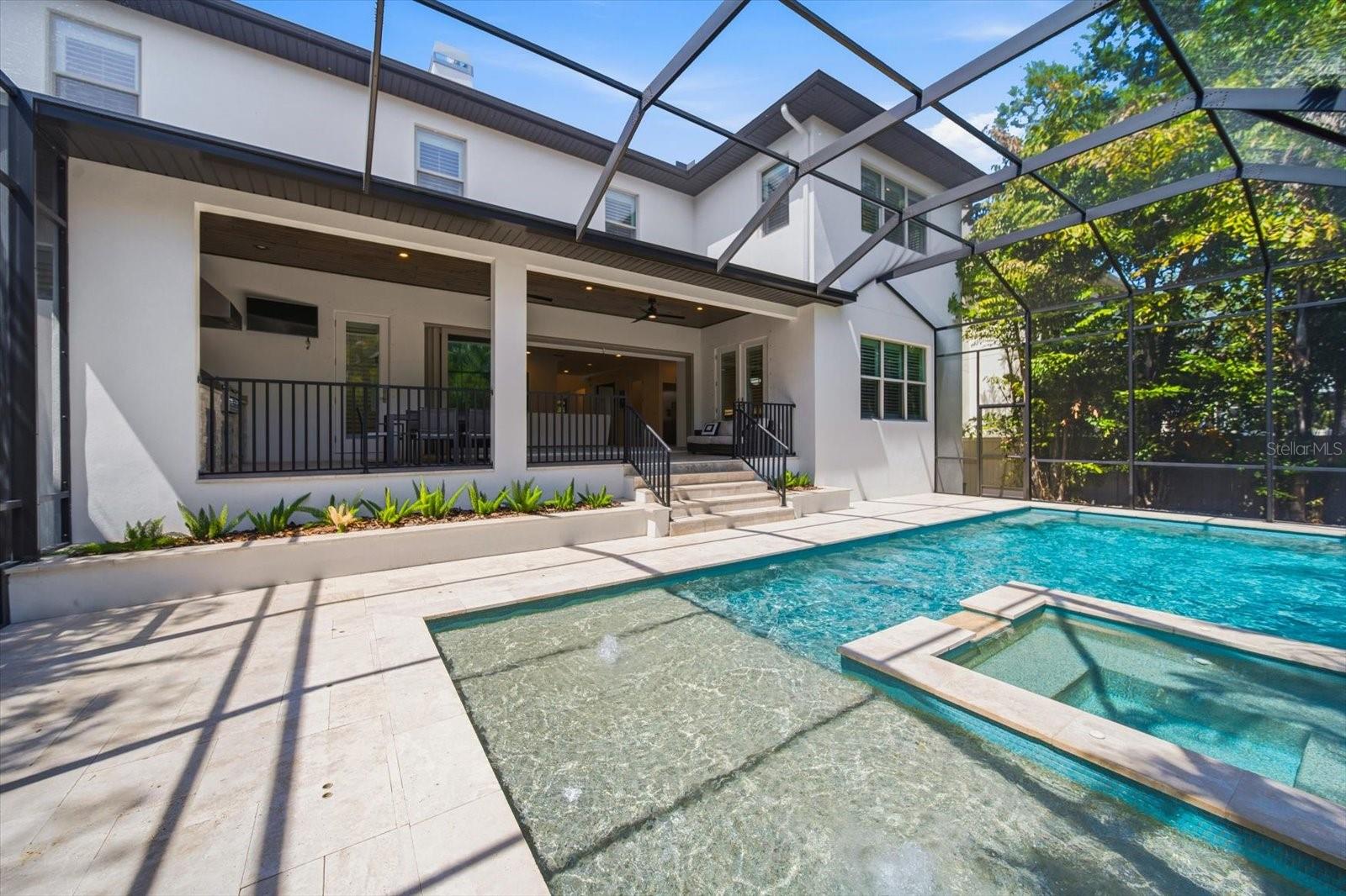 SUNSET PARK - Residential