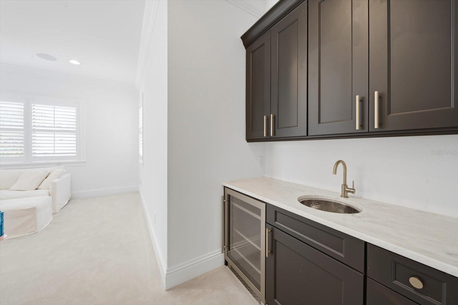 SUNSET PARK - Residential