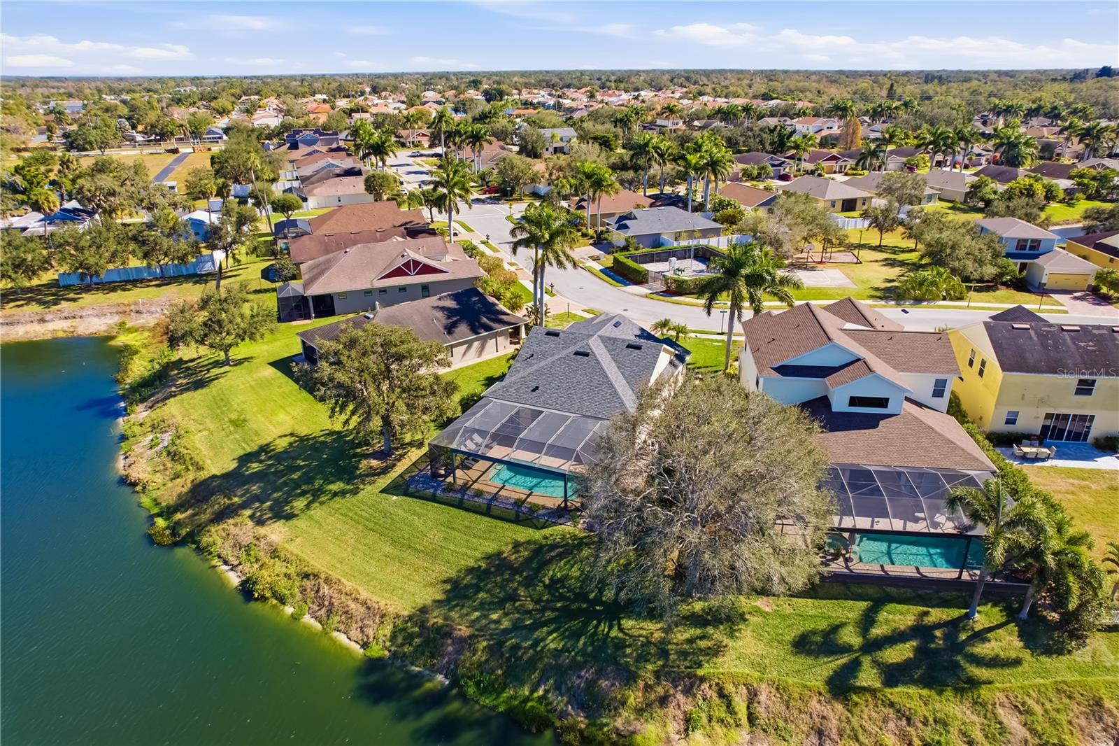 COTTAGES AT BLU VISTA - Residential