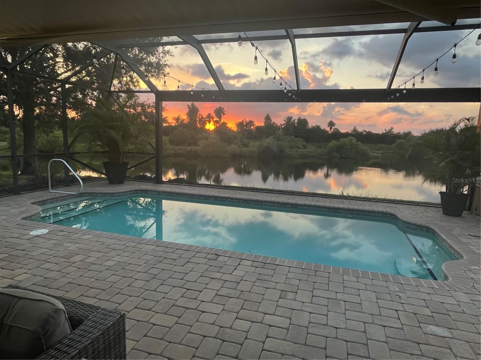 COTTAGES AT BLU VISTA - Residential