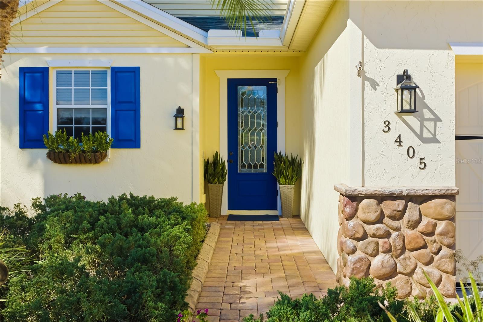 COTTAGES AT BLU VISTA - Residential