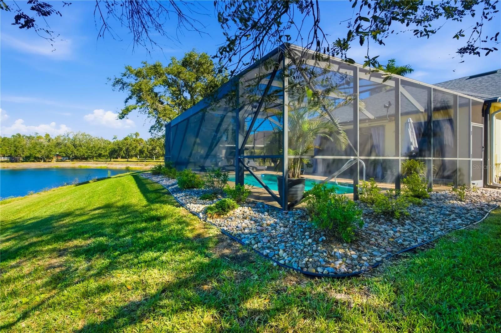 COTTAGES AT BLU VISTA - Residential