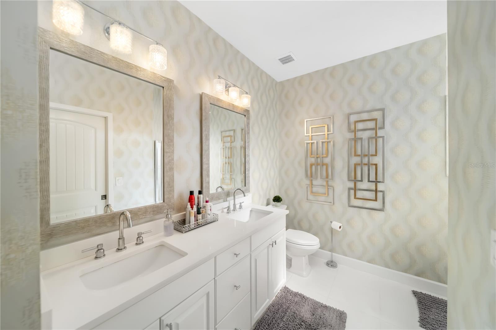 COTTAGES AT BLU VISTA - Residential