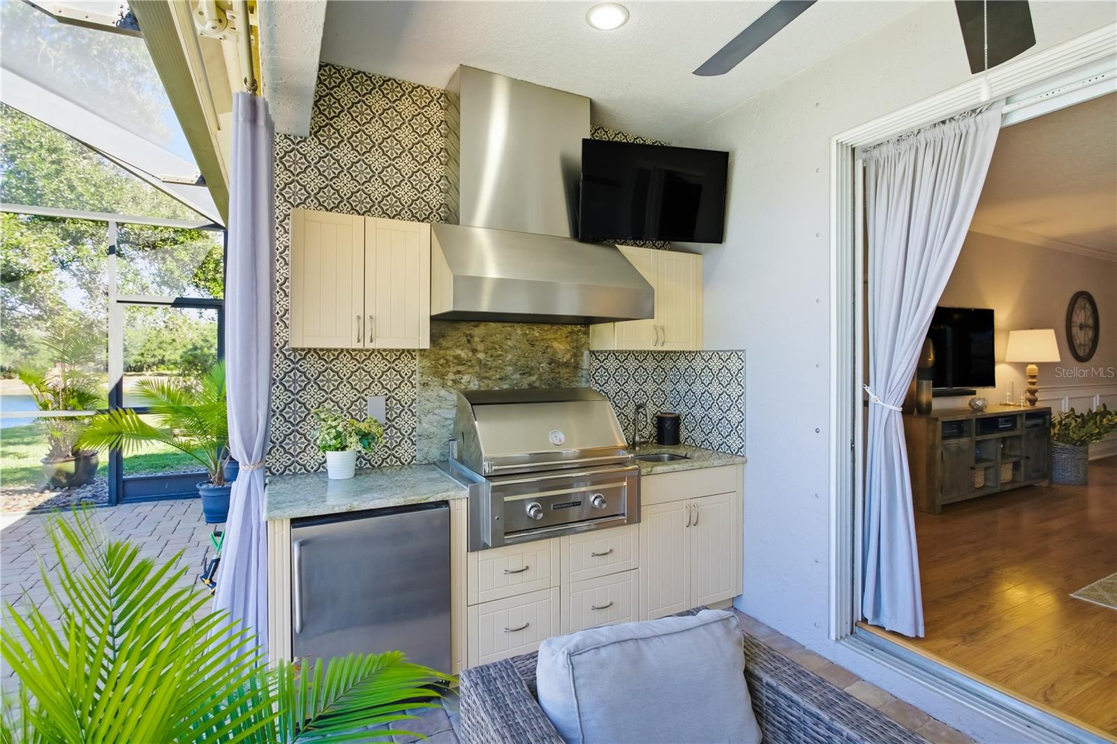 COTTAGES AT BLU VISTA - Residential