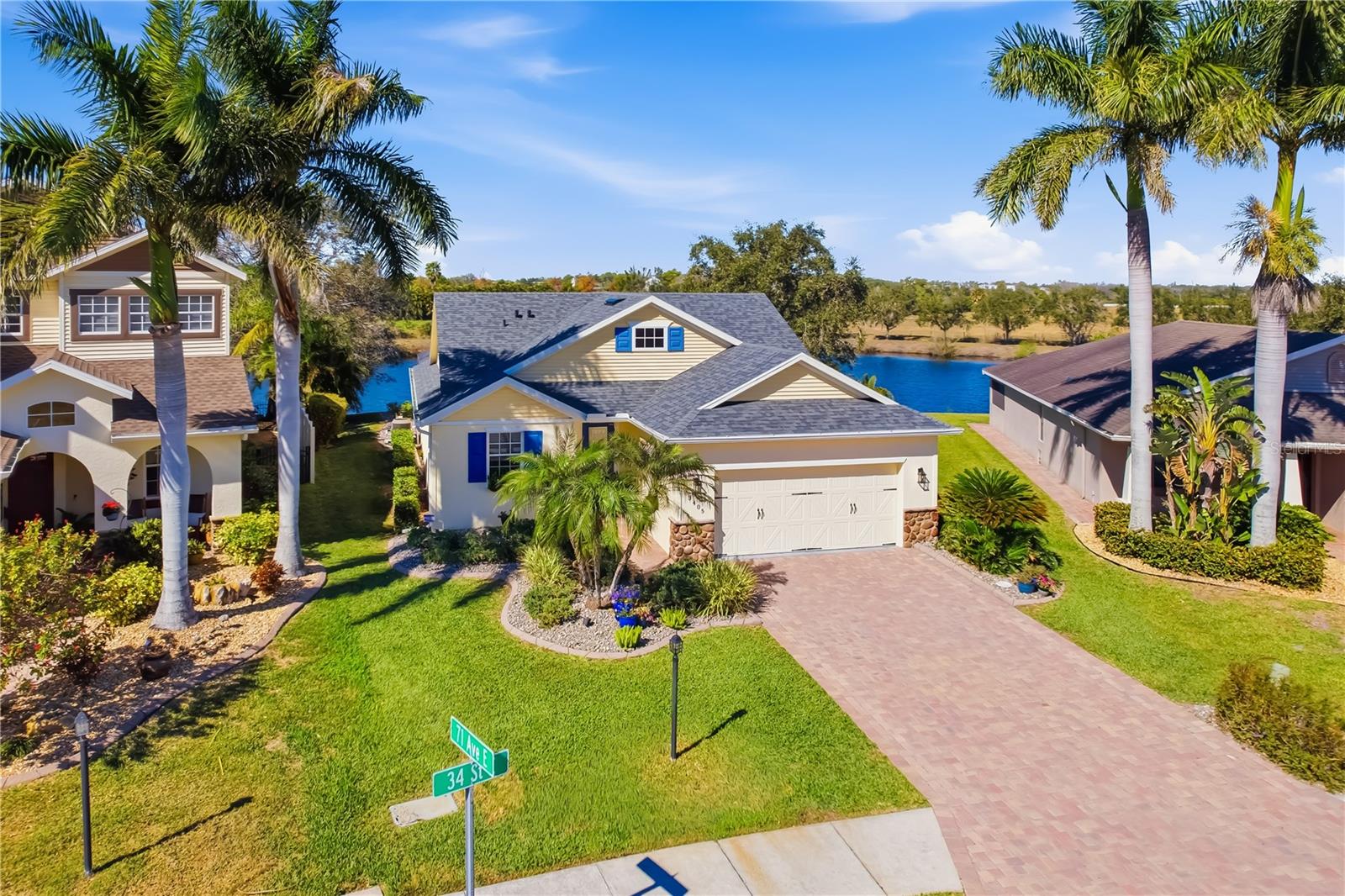 COTTAGES AT BLU VISTA - Residential