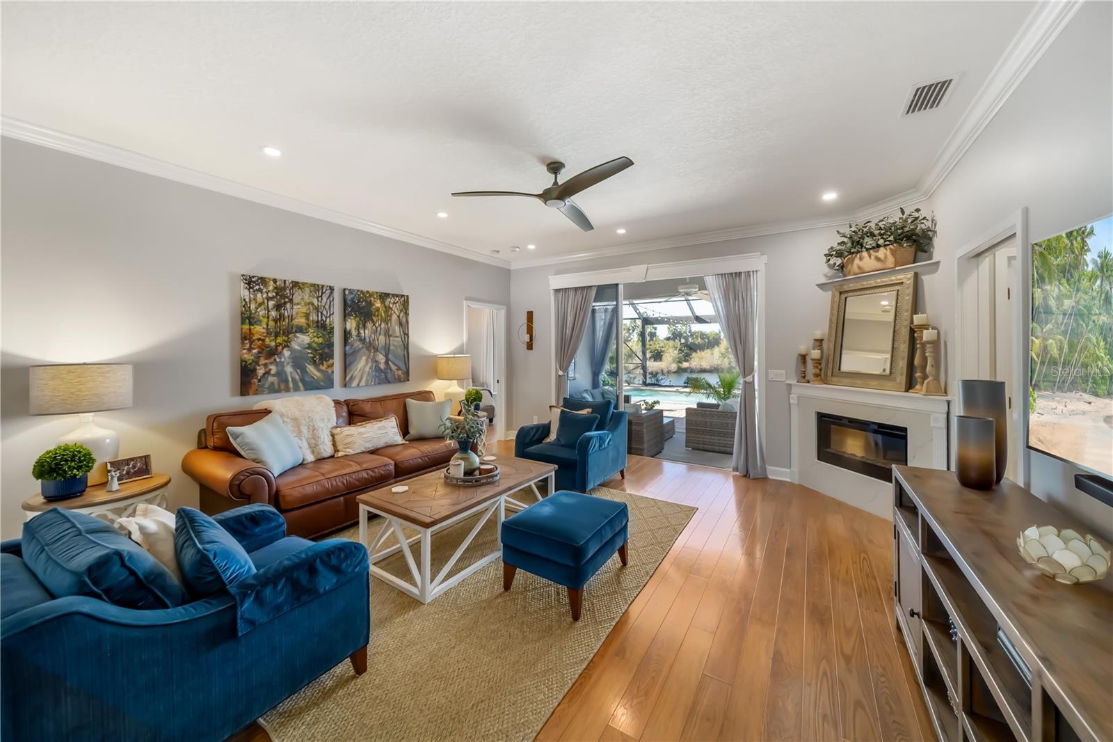 COTTAGES AT BLU VISTA - Residential