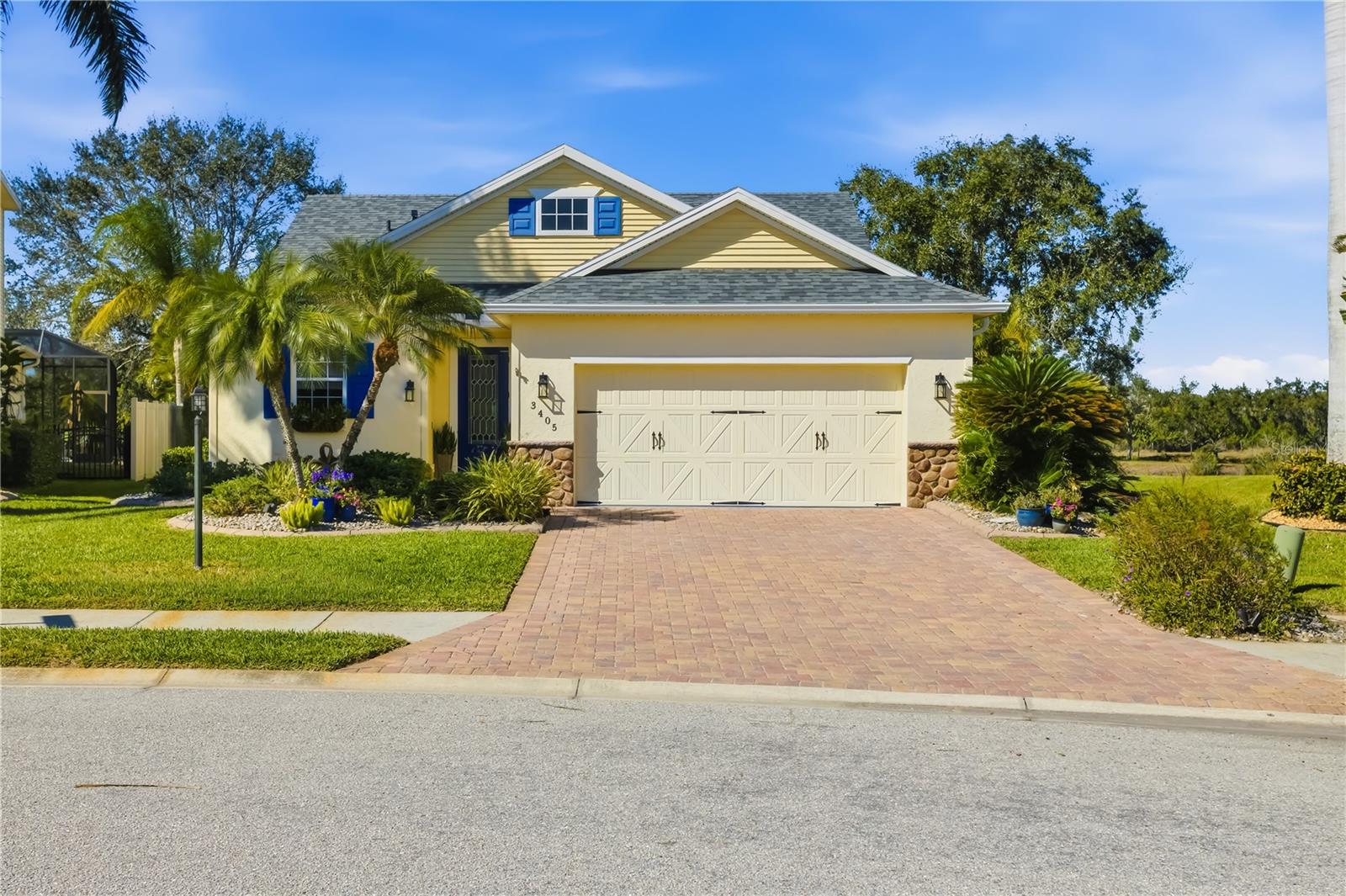 COTTAGES AT BLU VISTA - Residential