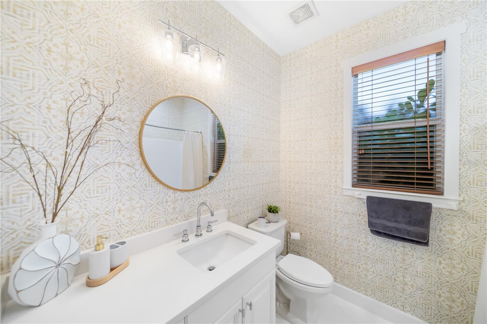 COTTAGES AT BLU VISTA - Residential