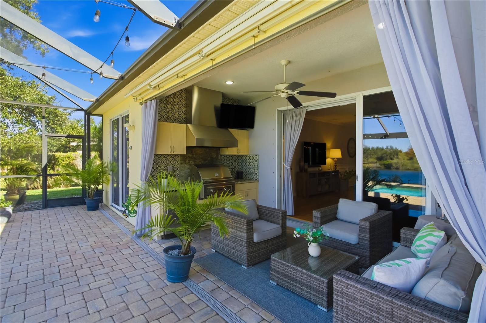 COTTAGES AT BLU VISTA - Residential