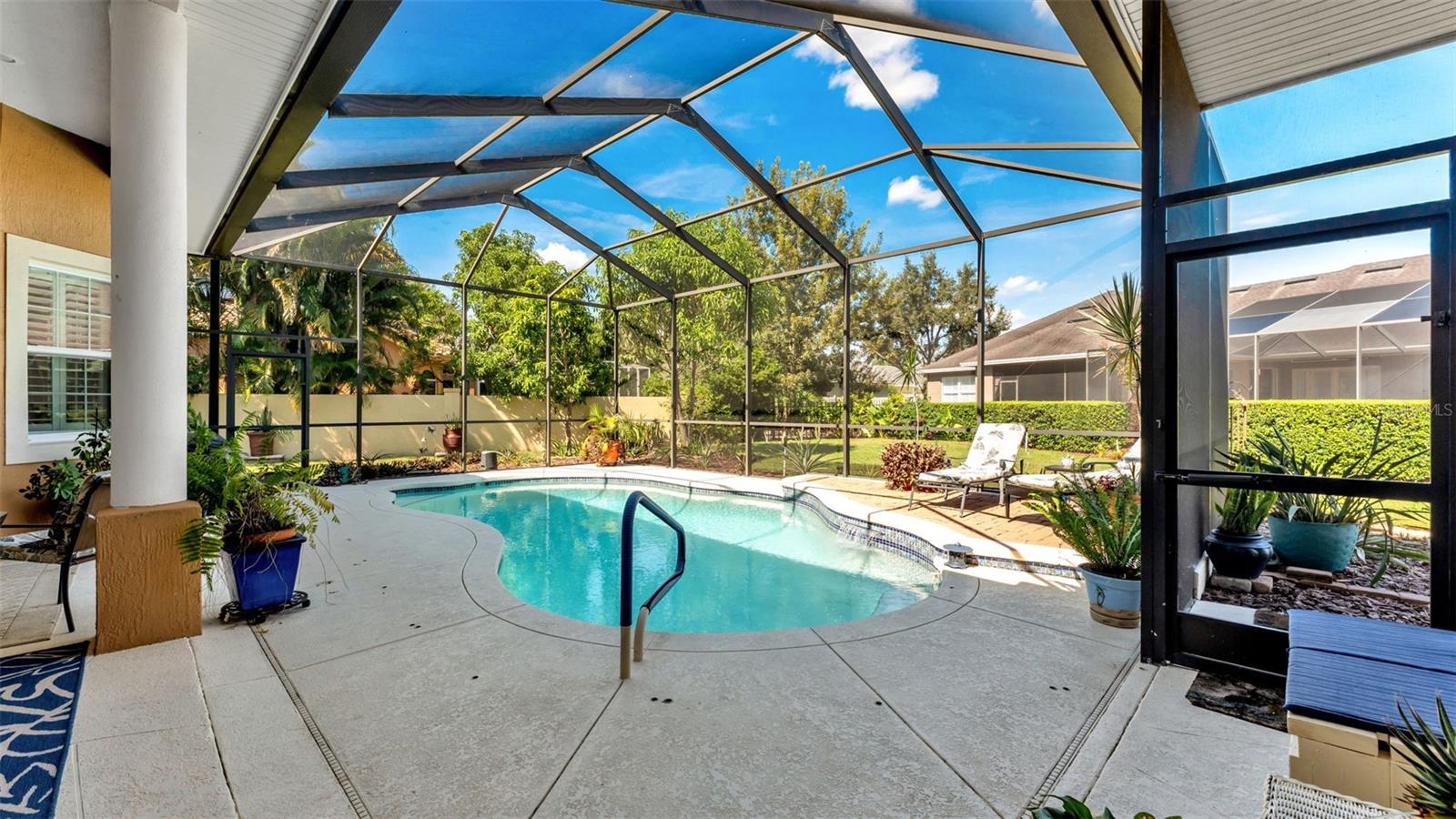 RENAISSANCE - Residential