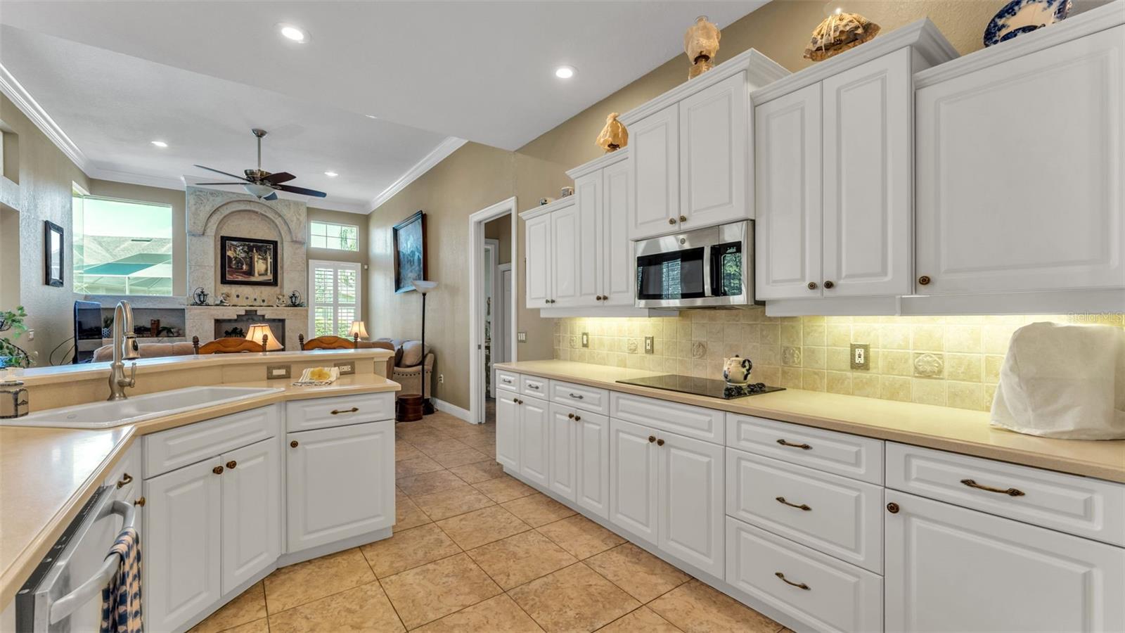 RENAISSANCE - Residential