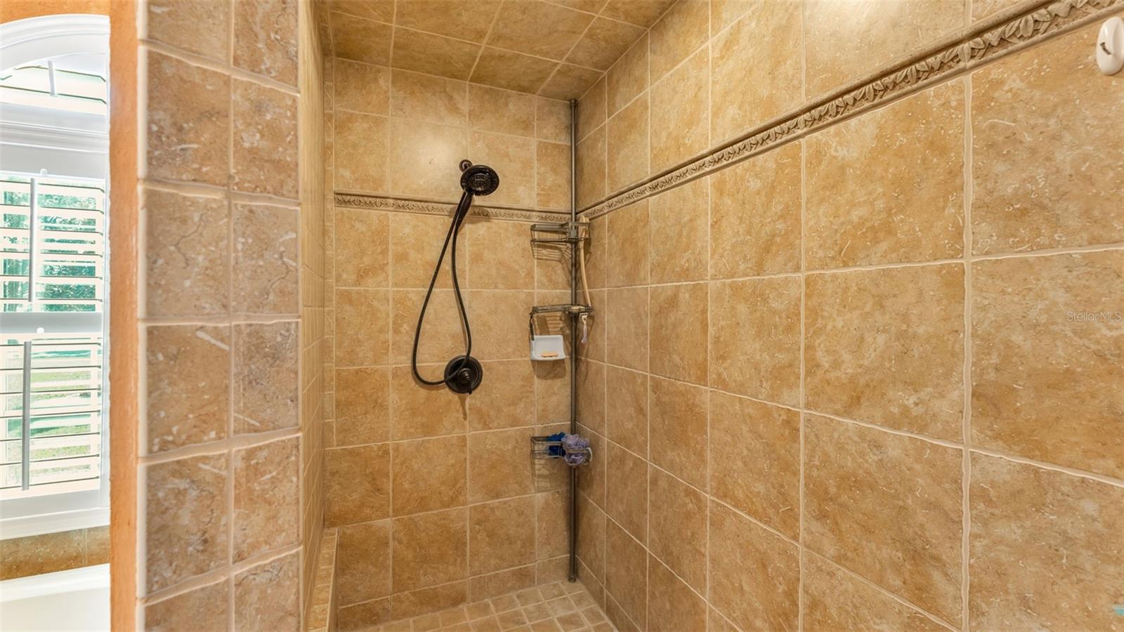 RENAISSANCE - Residential