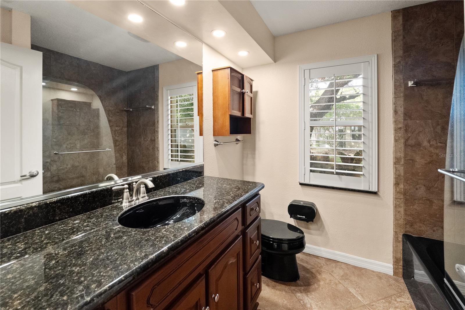 BAYSIDE SOUTH - Residential Lease