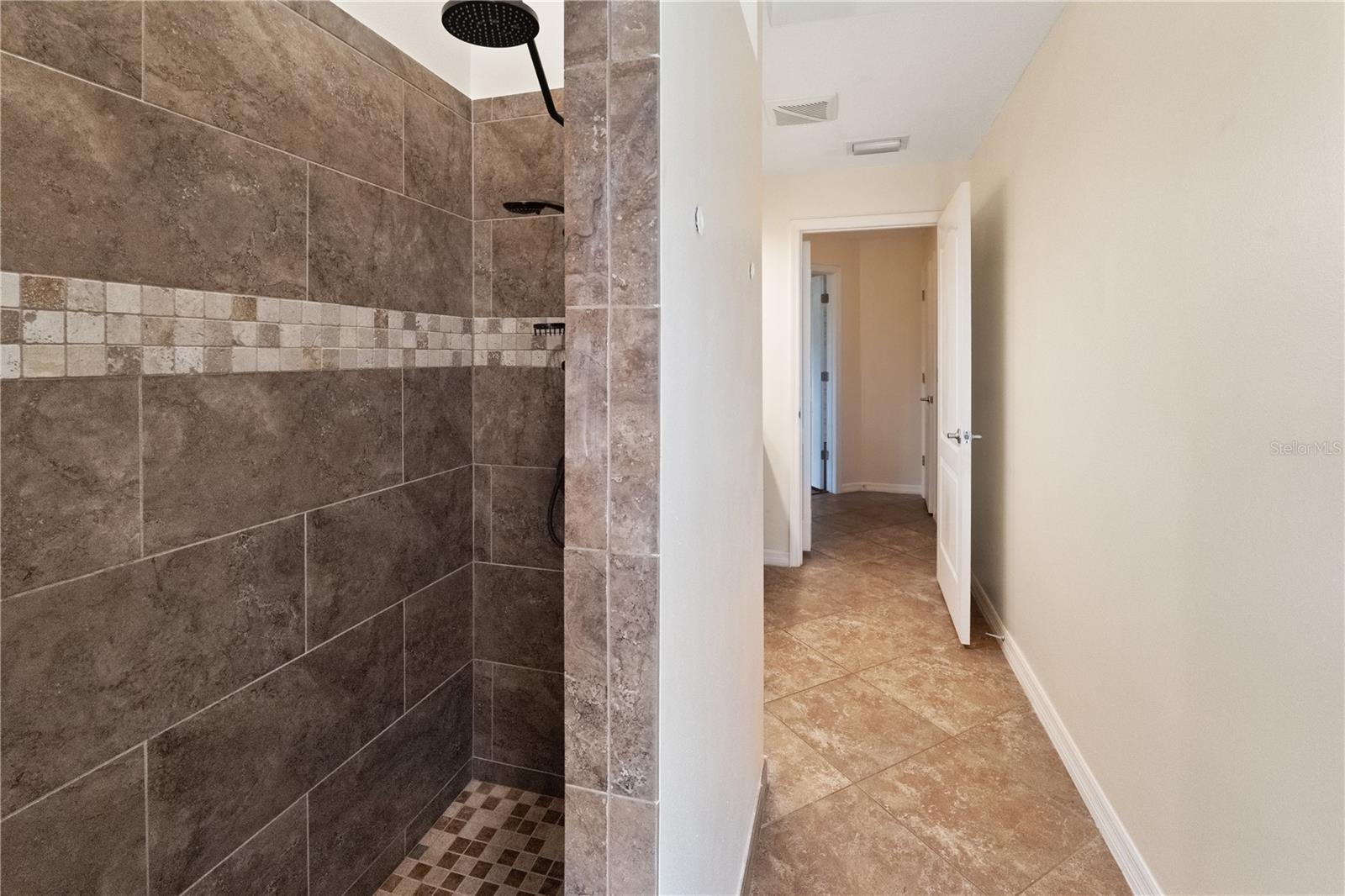 BAYSIDE SOUTH - Residential Lease