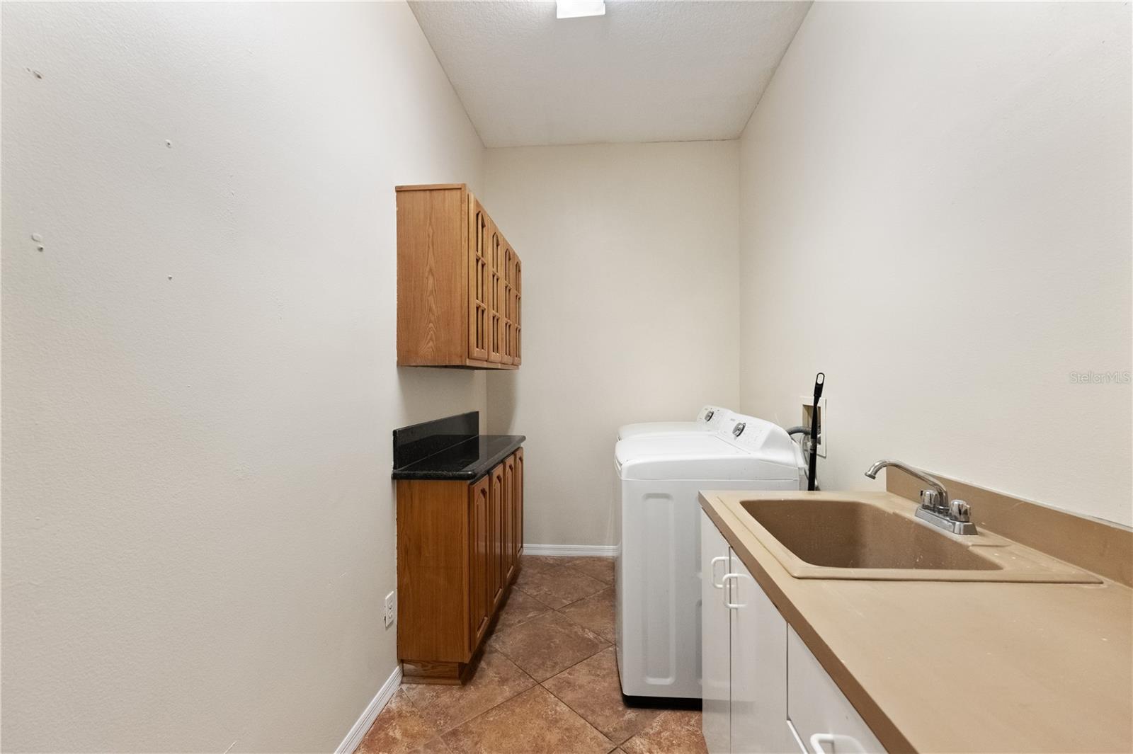 BAYSIDE SOUTH - Residential Lease