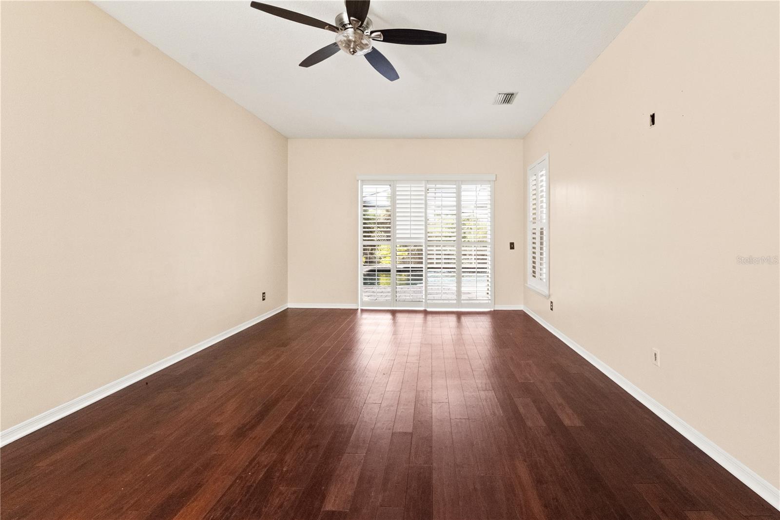 BAYSIDE SOUTH - Residential Lease