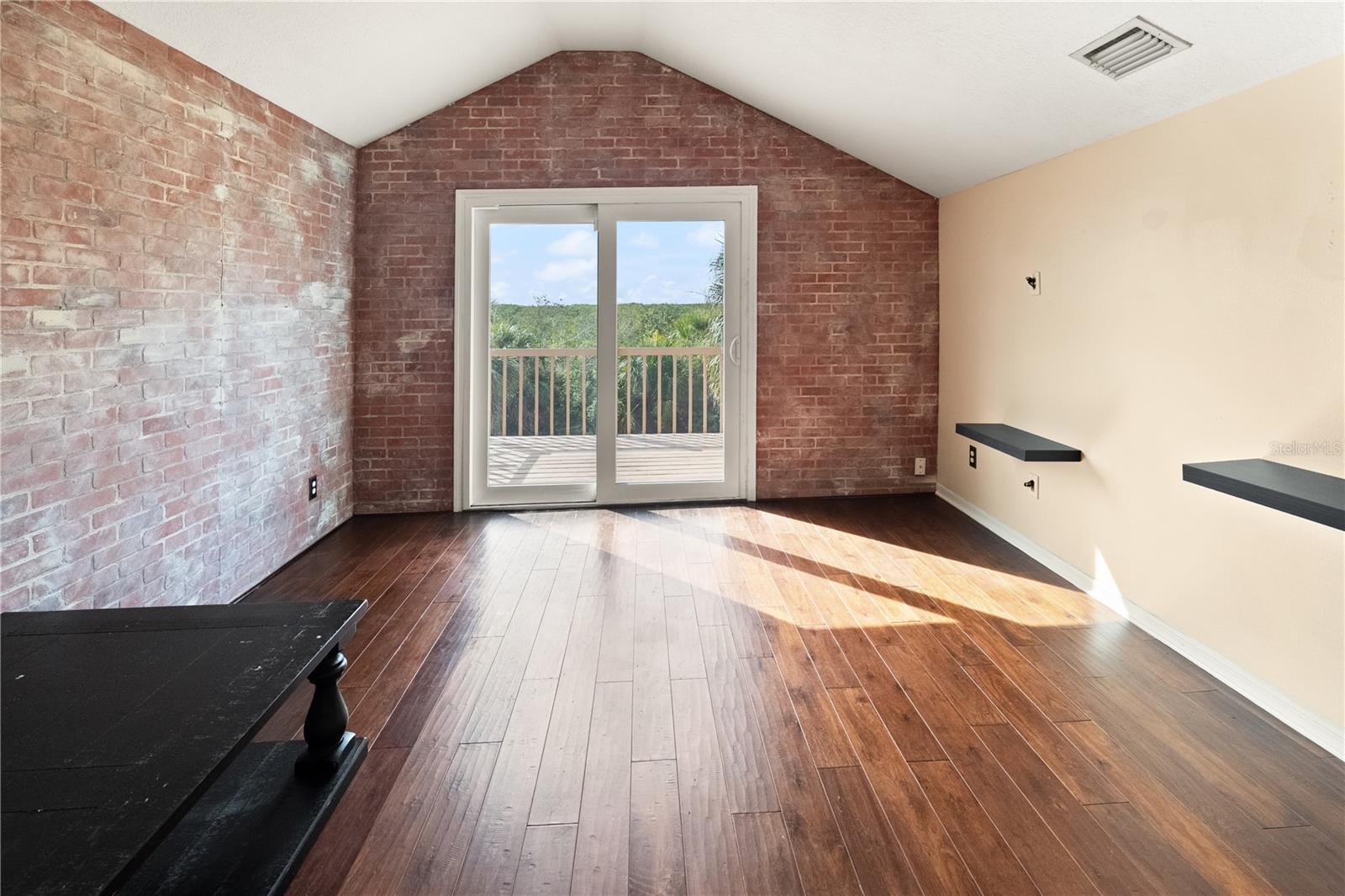 BAYSIDE SOUTH - Residential Lease