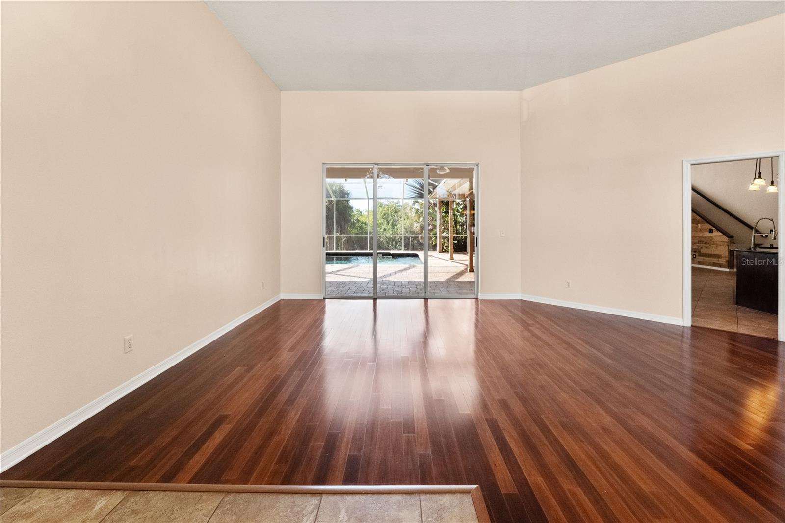 BAYSIDE SOUTH - Residential Lease