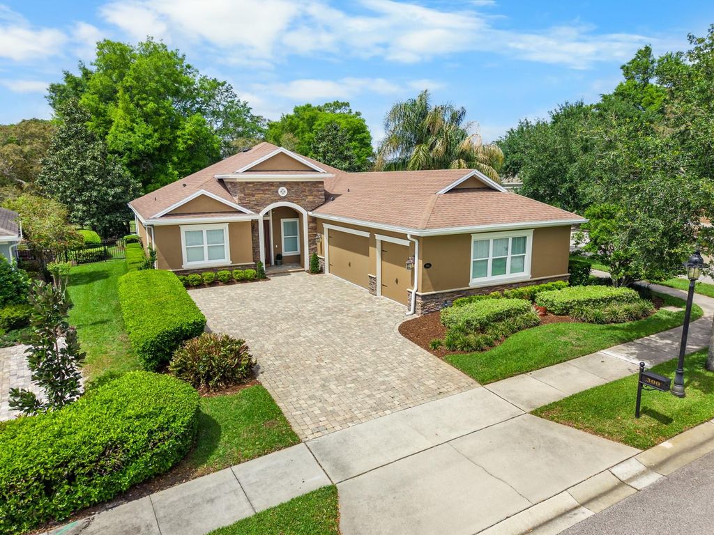 Photo of 300 Lamberton Lane, Deland, FL 32724 (MLS # V4948186)