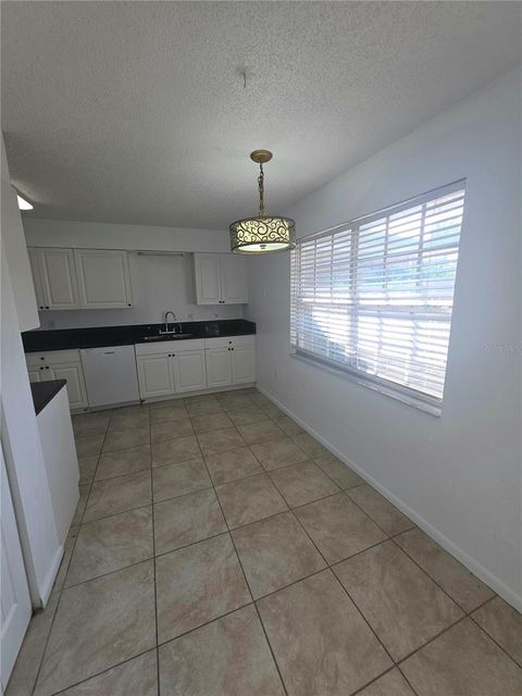 Tiny photo for 261 SE 54th Court, Ocala, FL 34480 (MLS # OM714852)