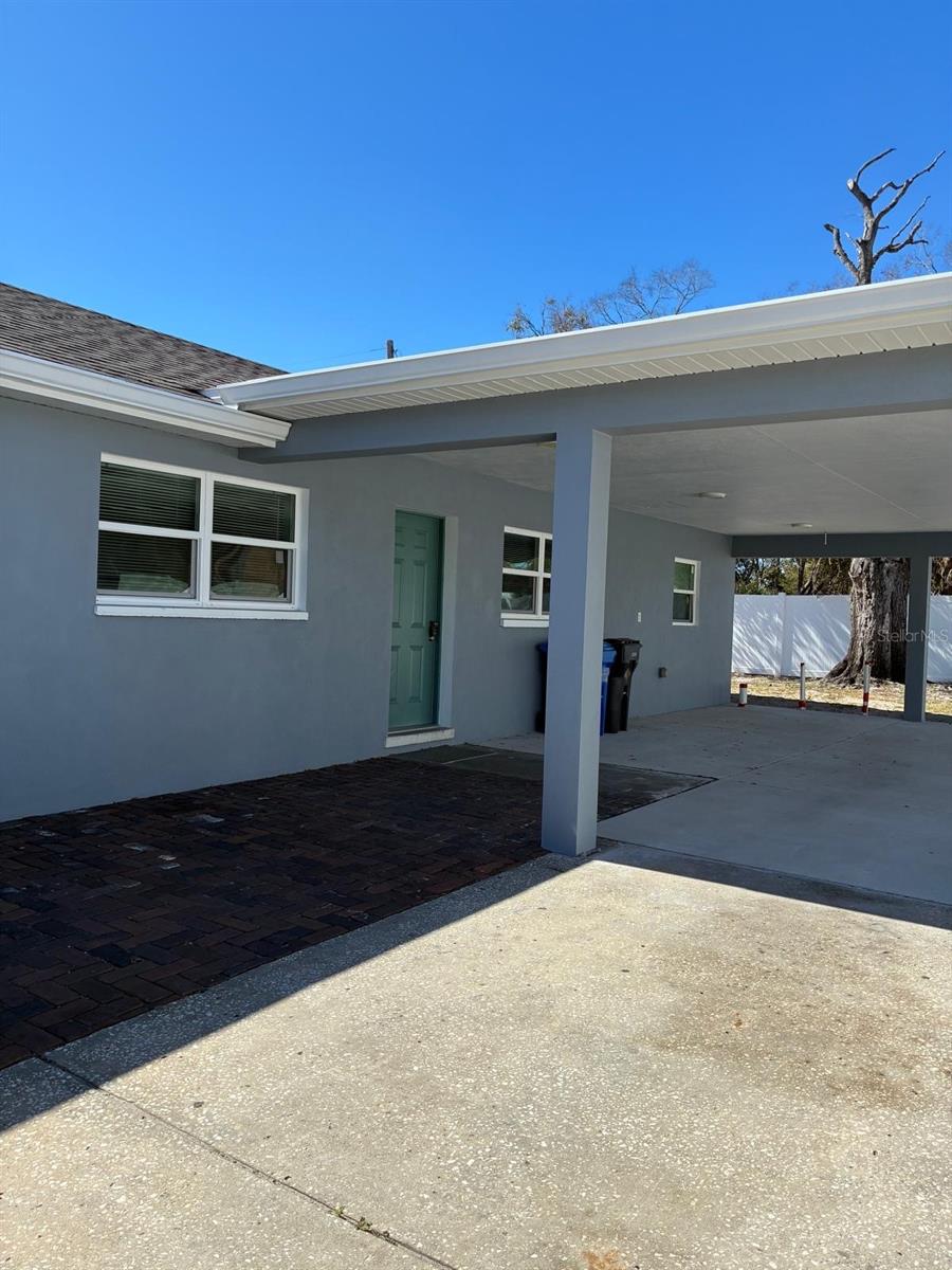 1409 WISHING WELL WAY