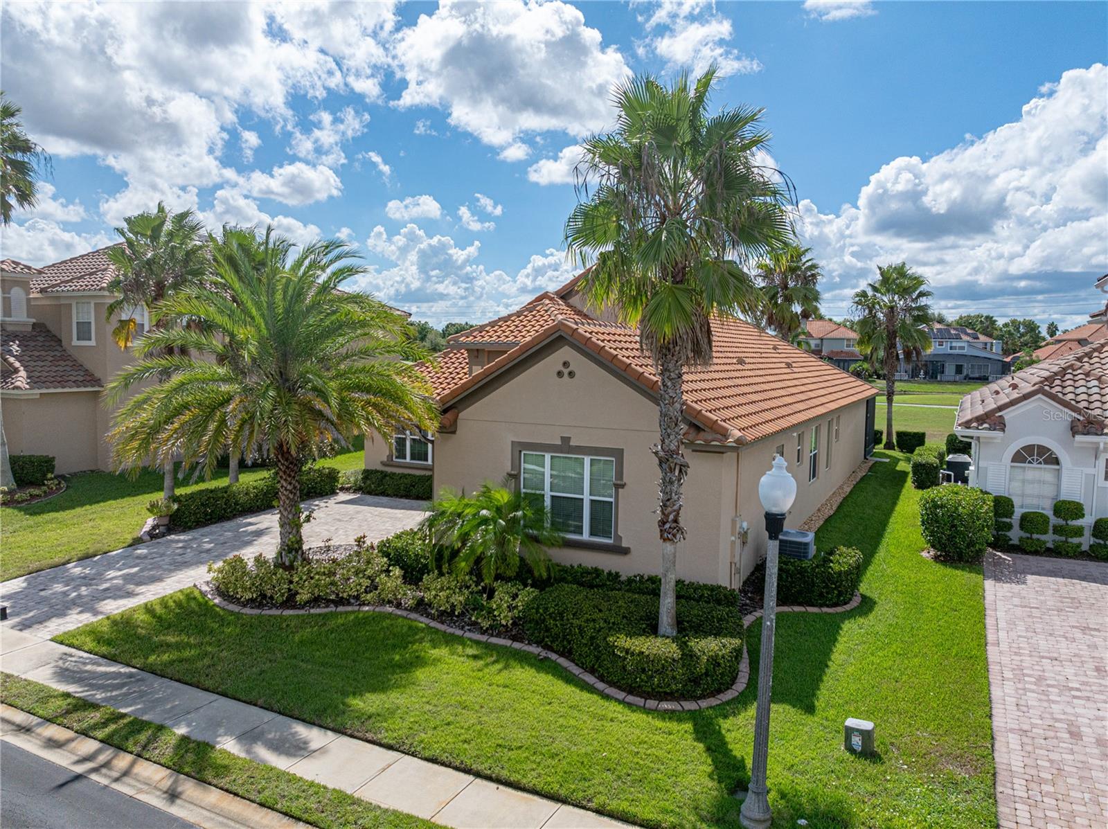 2315 PINEHURST COURT