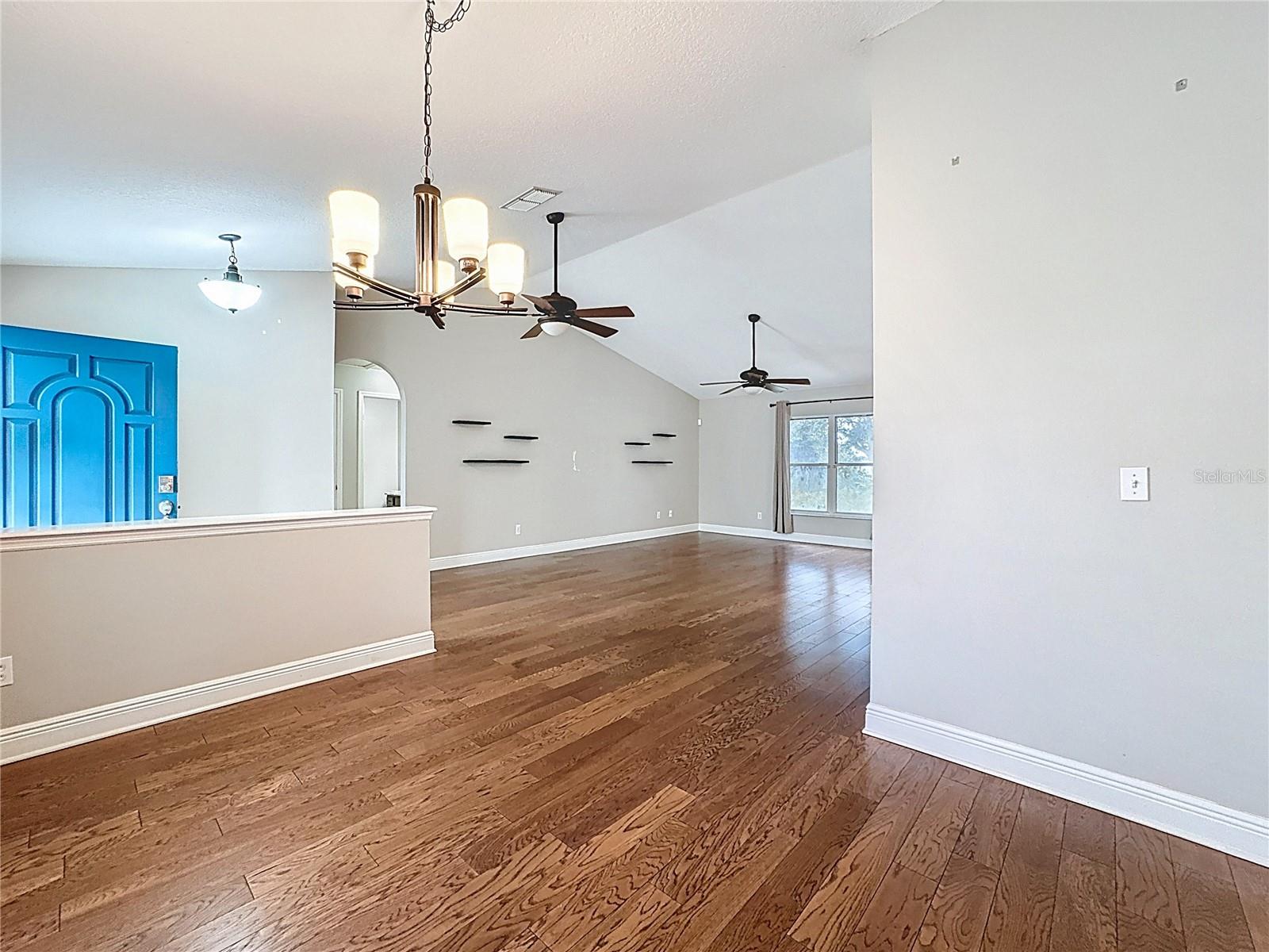 EASTRIDGE PH 01 - Residential