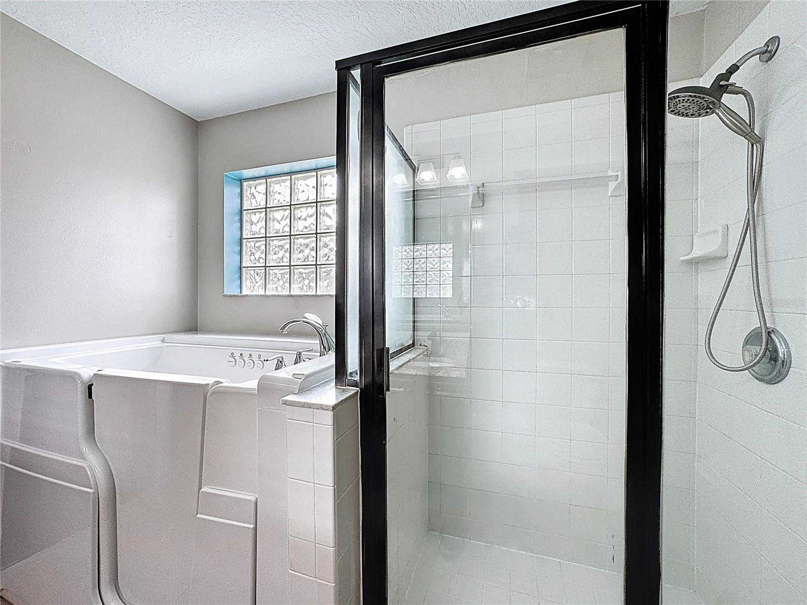 EASTRIDGE PH 01 - Residential