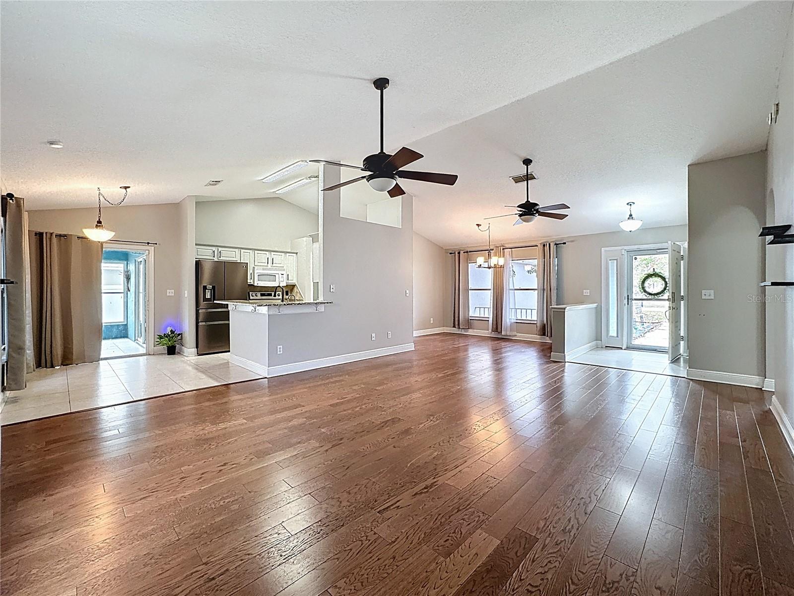 EASTRIDGE PH 01 - Residential